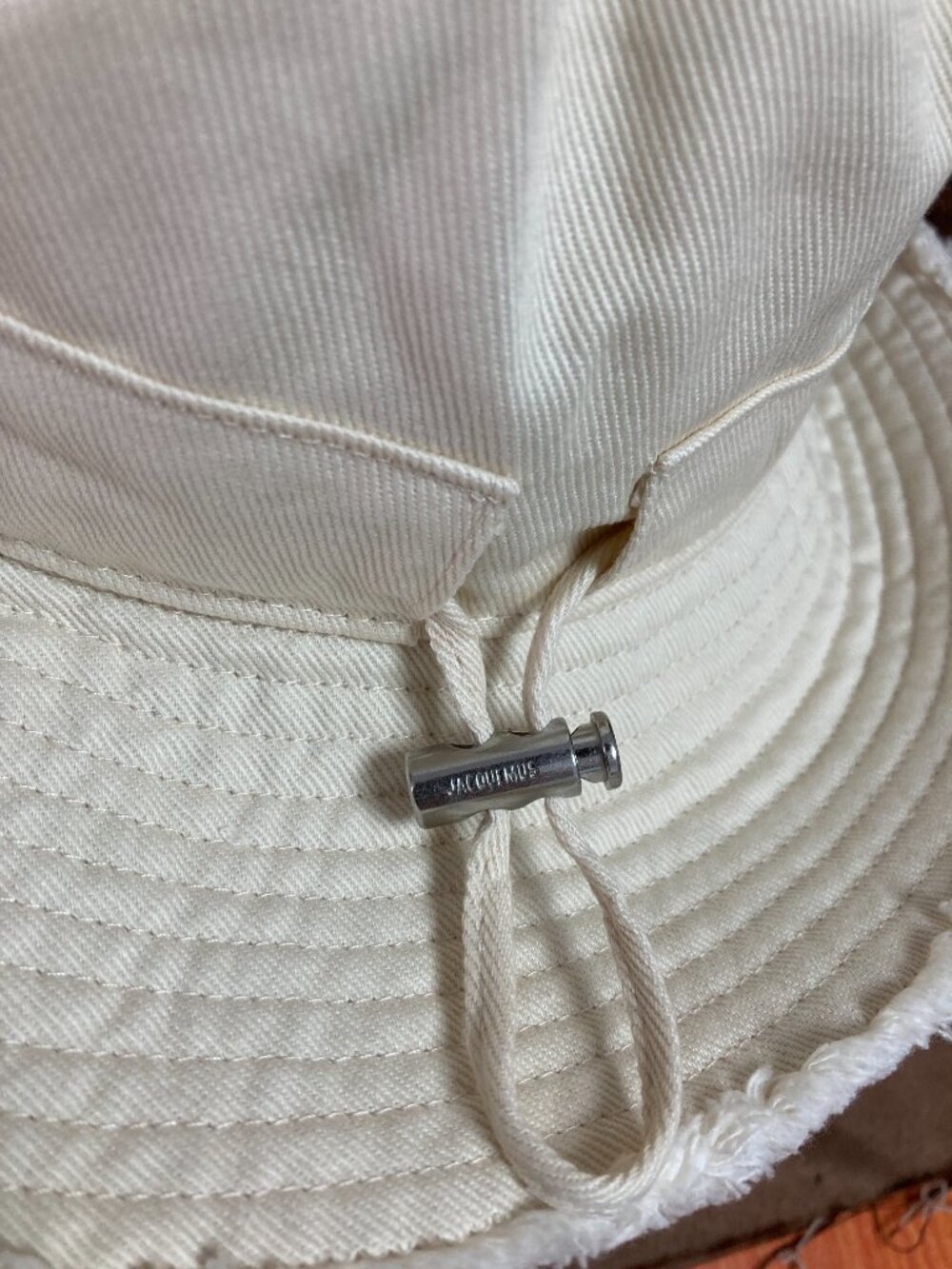 Jacquemus Bucket Hat off White - Picture 4 of 9
